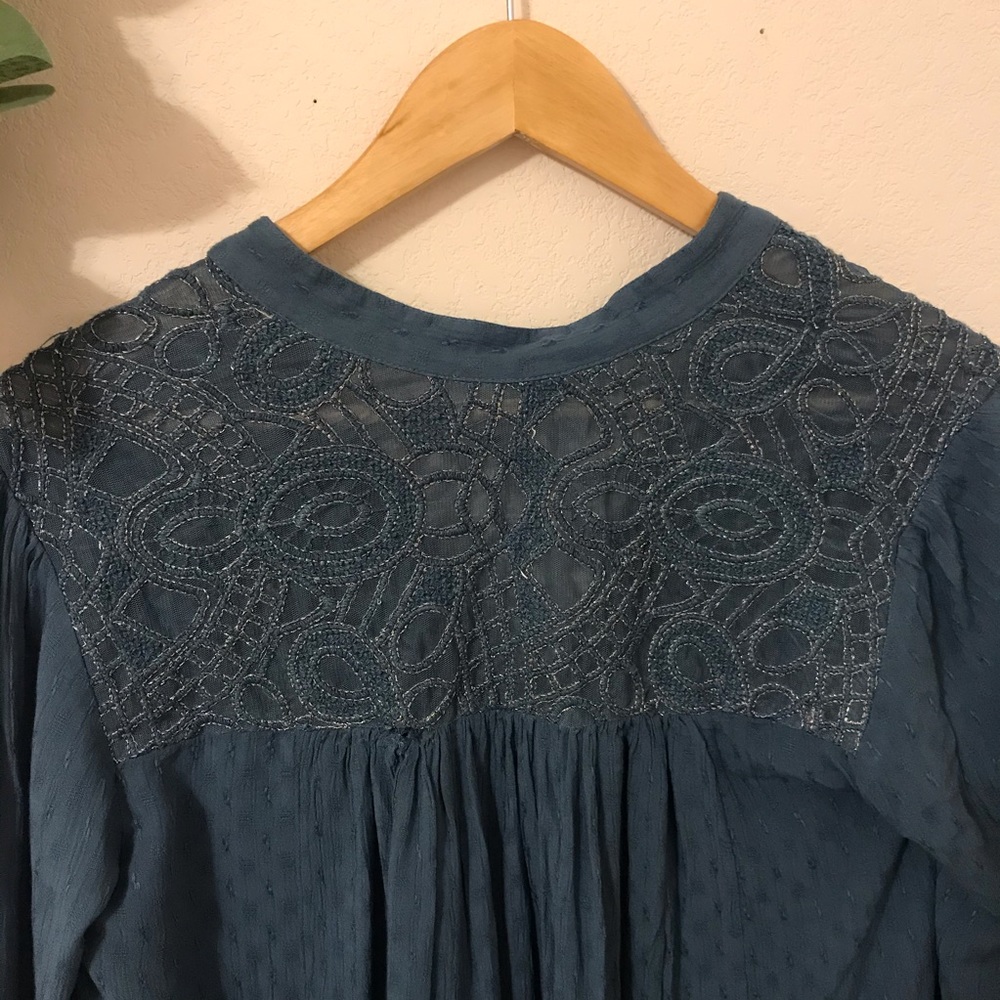 Free People Blue Canyon Rose Hi-Lo Blouse Size XS - Picture 6 of 8